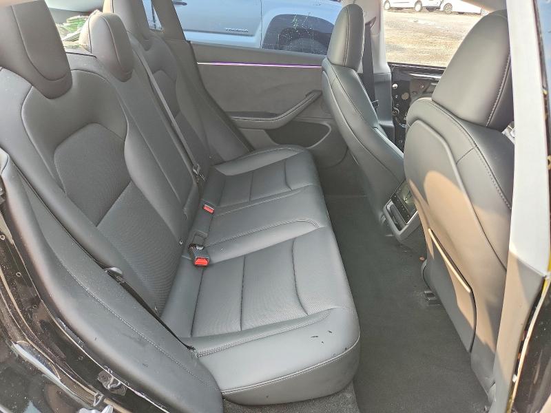 64032866 :رقم المزاد ، 5YJ3E1EB5SF933251 vin ، 2025 Tesla Model 3 مزاد بيع