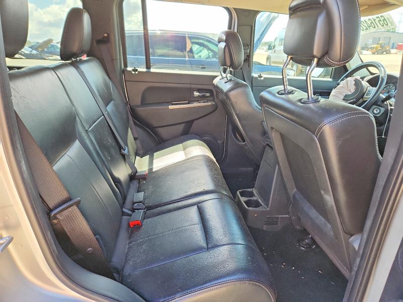 65164266 :رقم المزاد ، 1C4PJMFK5CW215290 vin ، 2012 Jeep Liberty مزاد بيع