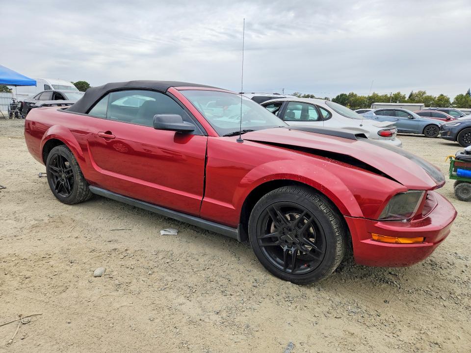 66474646 :رقم المزاد ، 1ZVFT84N265261323 vin ، 2006 Ford Mustang مزاد بيع