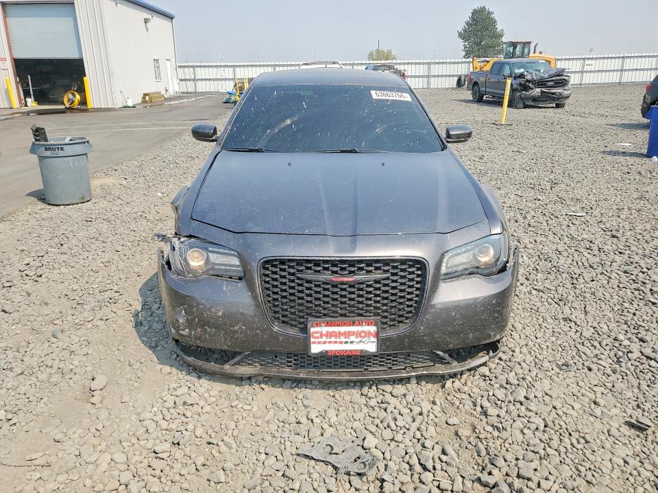 63663766 :رقم المزاد ، 2C3CCABG4PH585373 vin ، 2023 Chrysler 300 مزاد بيع