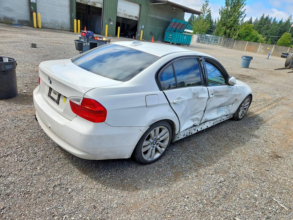 Продаж на аукціоні авто 2006 Bmw 325, vin: WBAVB17516NK30971, номер лоту: 64314016