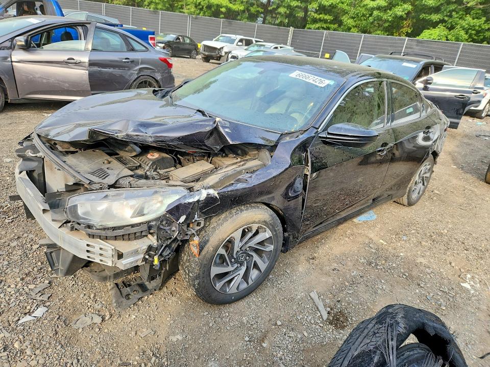 66667426 :رقم المزاد ، 2HGFC2F74HH530658 vin ، 2017 Honda Civic مزاد بيع
