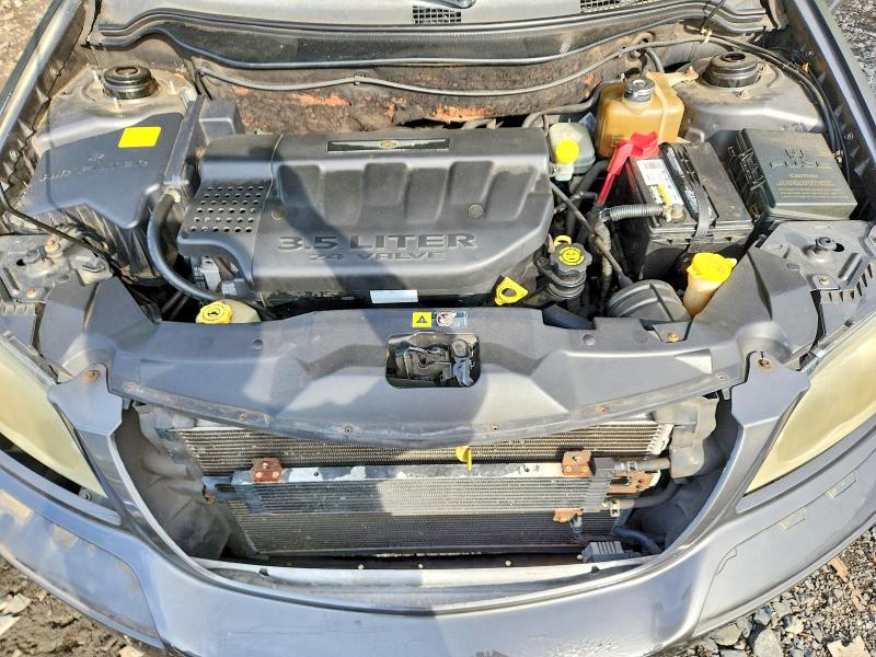 2004 Chrysler Pacifica მანქანა იყიდება აუქციონზე, vin: 2C8GF68464R550109, აუქციონის ნომერი: 63389156