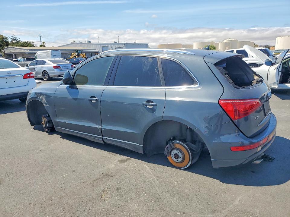 Продаж на аукціоні авто 2010 Audi Q5, vin: WA1LKAFP4AA009162, номер лоту: 63448036