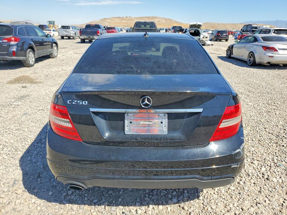 Продаж на аукціоні авто 2013 Mercedes-benz C, vin: WDDGF4HB9DR263783, номер лоту: 66936876