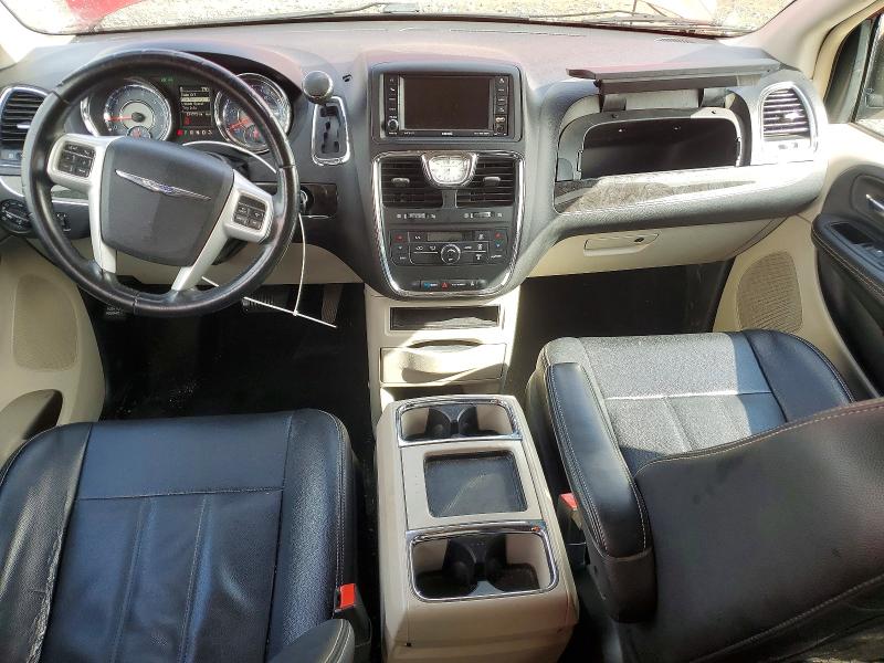 Auction sale of the 2015 Chrysler Town & Country, vin: 2C4RC1BG1FR601981, lot number: 64048636