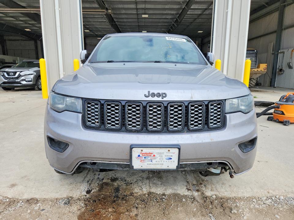 64745426 :رقم المزاد ، 1C4RJFAG3HC815287 vin ، 2017 Jeep Grand Cherokee مزاد بيع