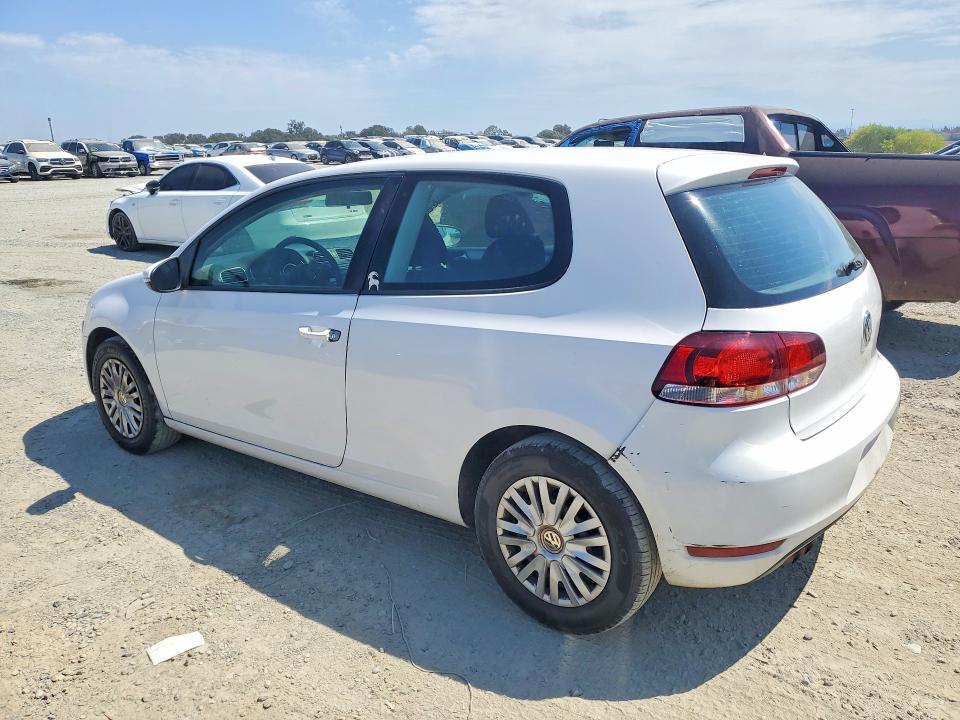 64229886 :رقم المزاد ، WVWBA7AJ9AW125681 vin ، 2010 Volkswagen Golf مزاد بيع