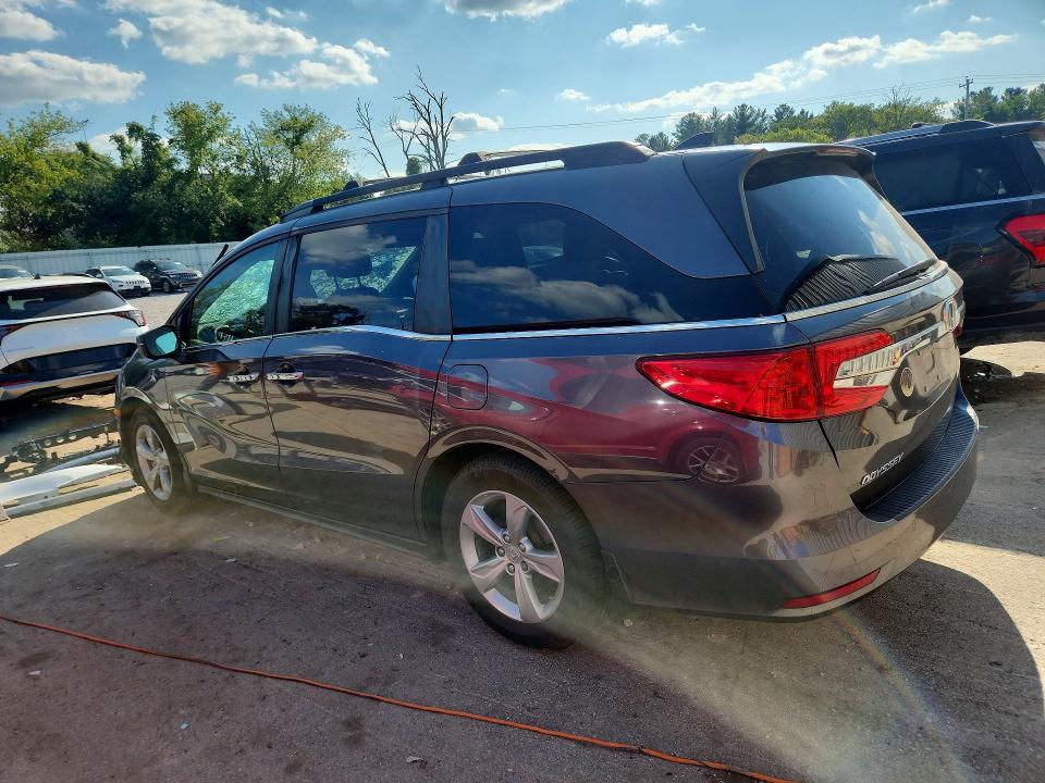 2018 Honda Odyssey მანქანა იყიდება აუქციონზე, vin: 5FNRL6H57JB037731, აუქციონის ნომერი: 64917476