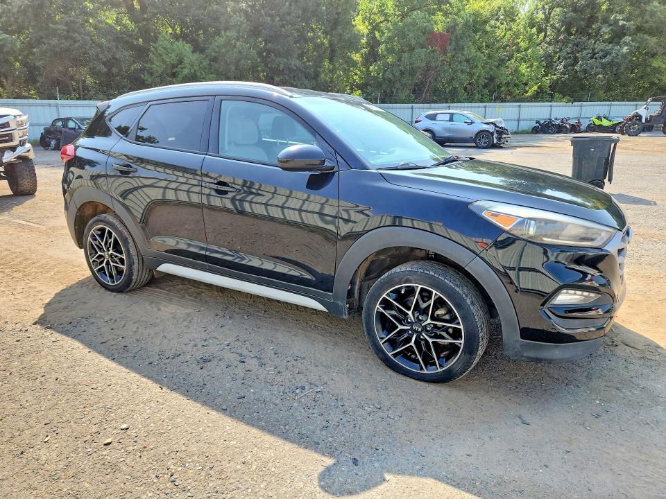 2018 Hyundai Tucson მანქანა იყიდება აუქციონზე, vin: KM8J33A47JU653560, აუქციონის ნომერი: 64076696