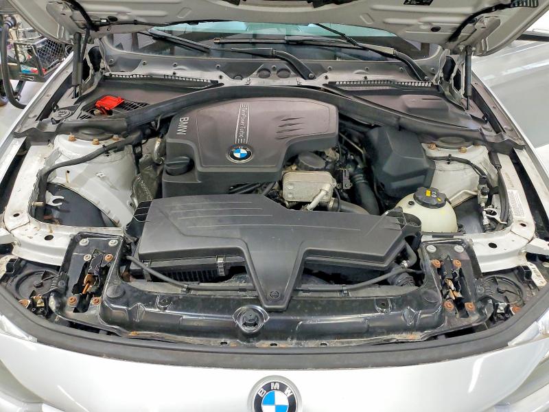 2016 Bmw 320 მანქანა იყიდება აუქციონზე, vin: WBA8A3C58GK551748, აუქციონის ნომერი: 64327306