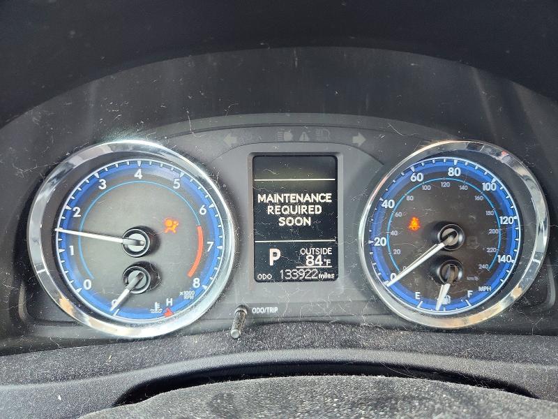 Продаж на аукціоні авто 2018 Toyota Corolla, vin: 2T1BURHE2JC064016, номер лоту: 65191726