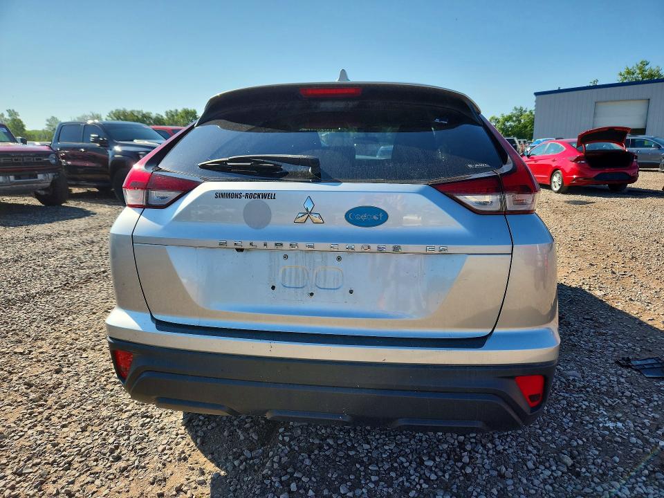 63239076 :رقم المزاد ، JA4ATUAA6NZ054247 vin ، 2022 Mitsubishi Eclipse Cross مزاد بيع
