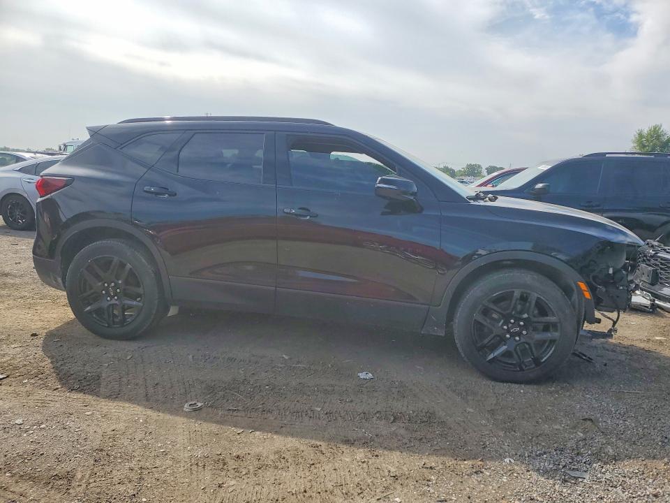 65469806 :رقم المزاد ، 3GNKBHRSXMS539950 vin ، 2021 Chevrolet Blazer مزاد بيع