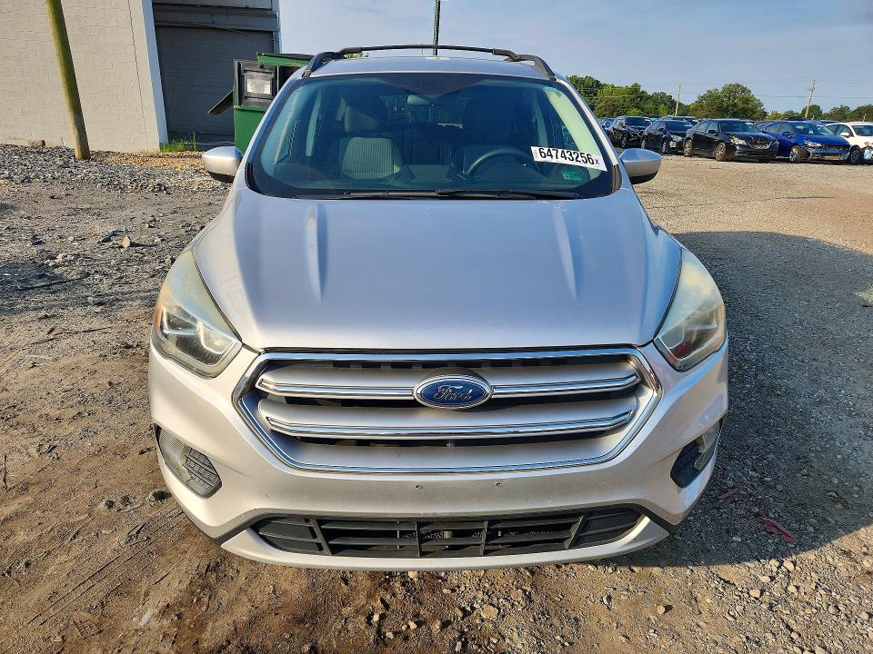 2017 Ford Escape მანქანა იყიდება აუქციონზე, vin: 1FMCU9GD6HUA78393, აუქციონის ნომერი: 64743256
