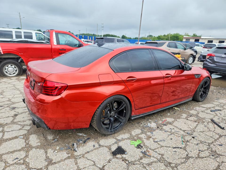 64849096 :رقم المزاد ، WBSFV9C51FD594793 vin ، 2015 Bmw M5 مزاد بيع