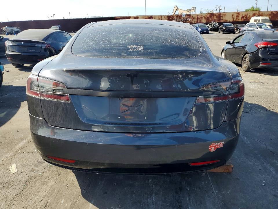 67035726 :رقم المزاد ، 5YJSA1E15GF174736 vin ، 2016 Tesla Model S مزاد بيع