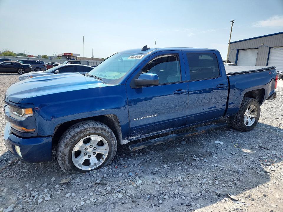 Продаж на аукціоні авто 2018 Chevrolet Silverado, vin: 3GCUKREC2JG535475, номер лоту: 64535406