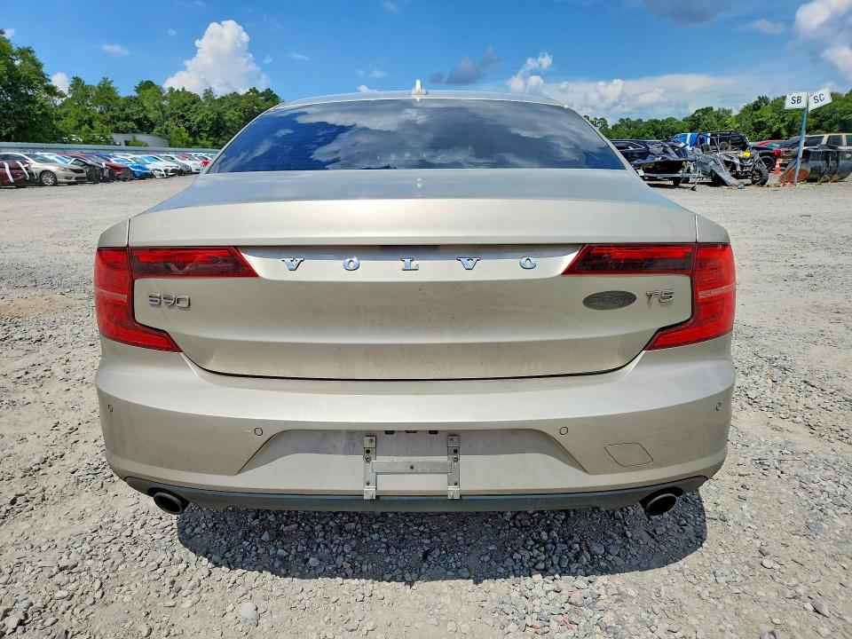 Продажа на аукционе авто 2018 Volvo S90, vin: LVY982AK4JP017266, номер лота: 64138266