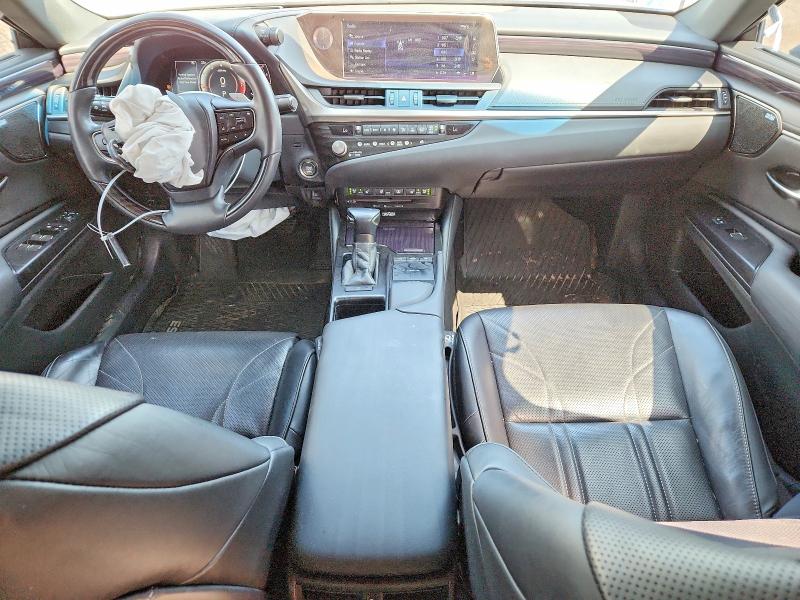 65599616 :رقم المزاد ، 58ABZ1B19MU083022 vin ، 2021 Lexus Es مزاد بيع