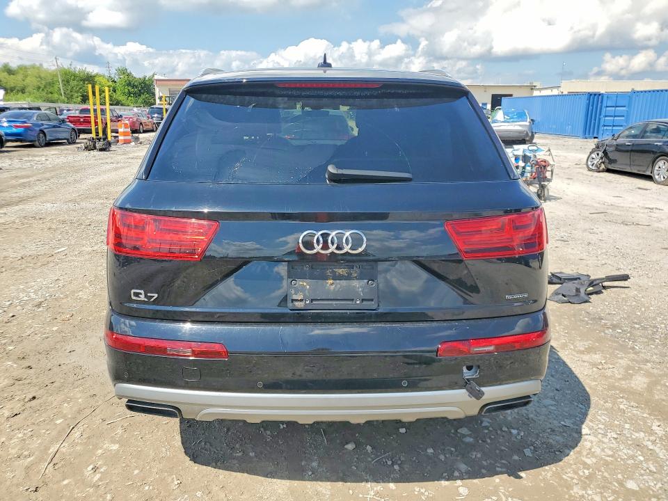 65268096 :رقم المزاد ، WA1AHAF75JD037010 vin ، 2018 Audi Q7 مزاد بيع