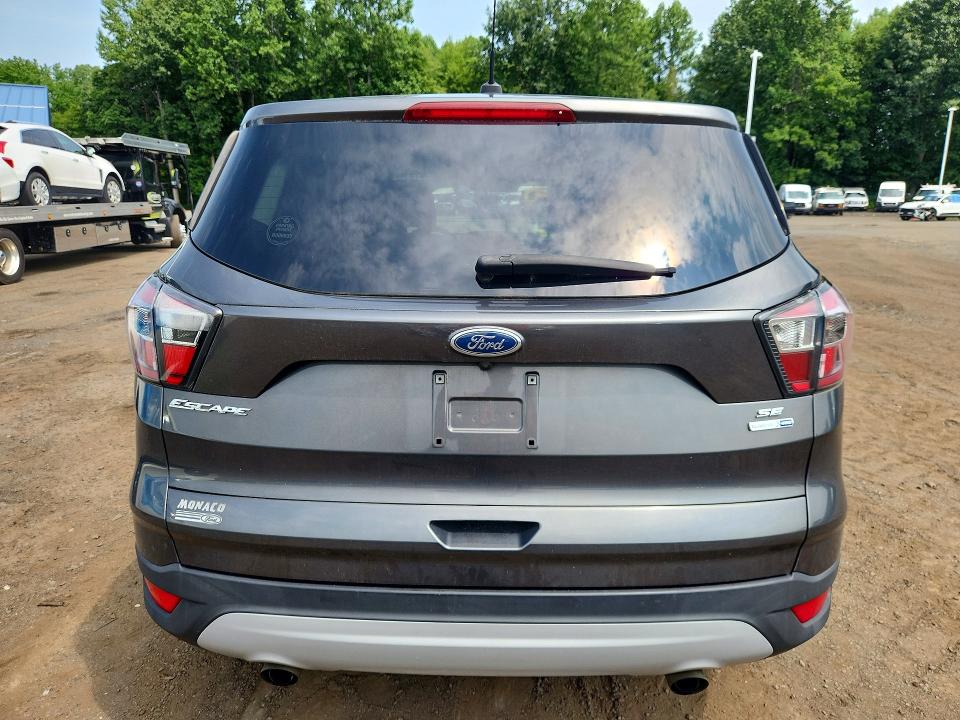 2017 Ford Escape მანქანა იყიდება აუქციონზე, vin: 1FMCU9G99HUB16405, აუქციონის ნომერი: 64131236
