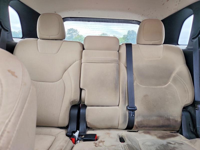Продажа на аукционе авто 2015 Jeep Cherokee, vin: 1C4PJLCB4FW742546, номер лота: 63494476