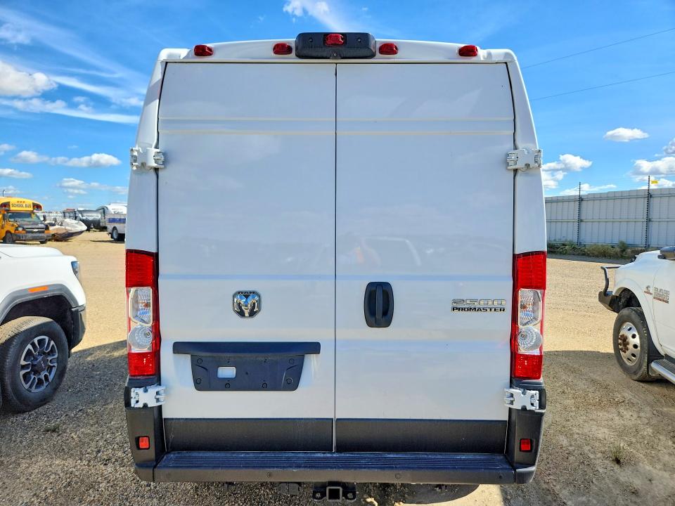 66744616 :رقم المزاد ، 3C6LRVDG4SE528519 vin ، 2025 Ram Promaster 2500 مزاد بيع