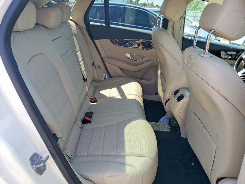 2018 Mercedes-benz Glc მანქანა იყიდება აუქციონზე, vin: WDC0G4KB6JV033679, აუქციონის ნომერი: 61714046