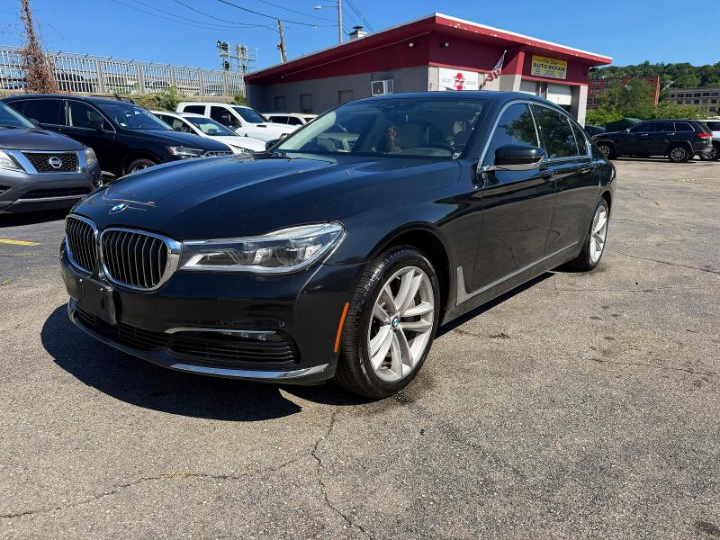 2018 Bmw 750 მანქანა იყიდება აუქციონზე, vin: WBA7F2C53JB238489, აუქციონის ნომერი: 64058426