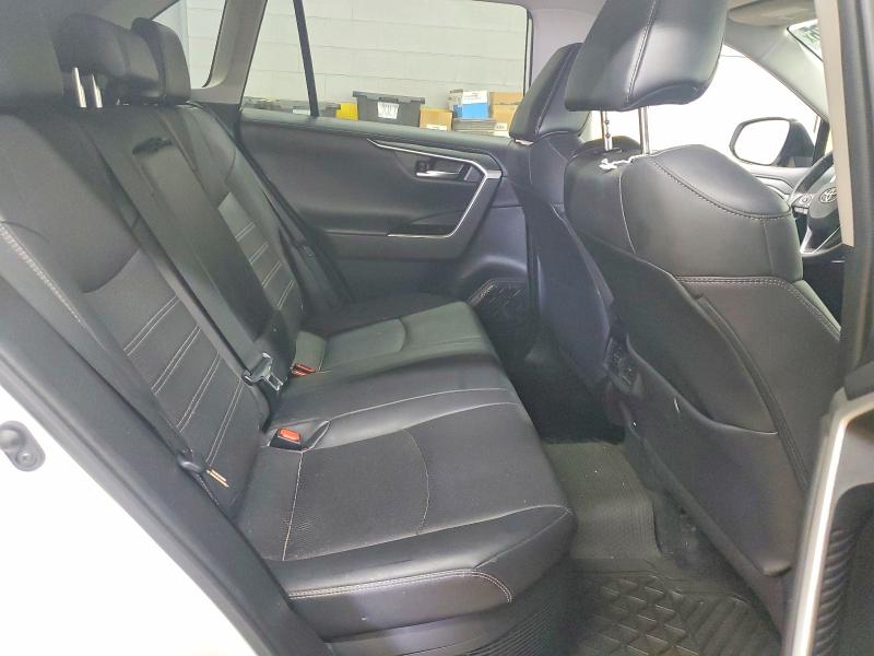 Продажа на аукционе авто 2021 Toyota Rav4, vin: 4T3D6RFV7MU046465, номер лота: 63675776