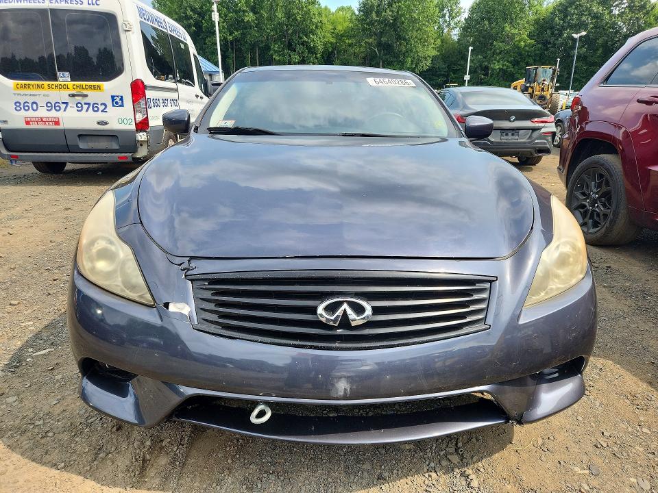2014 Infiniti Q60 Coupe მანქანა იყიდება აუქციონზე, vin: JN1CV6EL8EM131992, აუქციონის ნომერი: 64640286