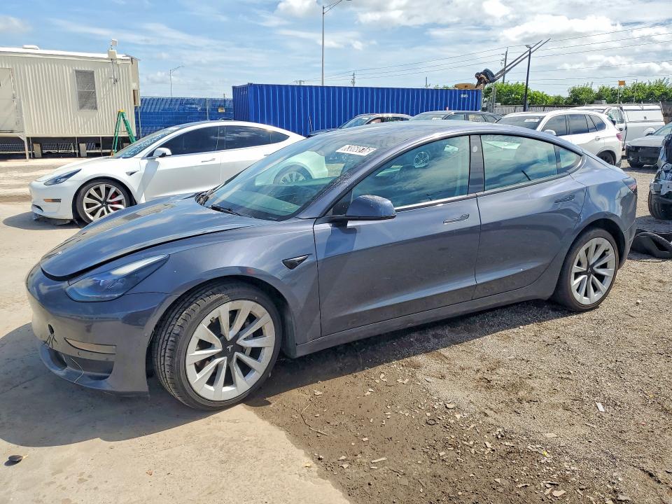 2022 Tesla Model 3 მანქანა იყიდება აუქციონზე, vin: 5YJ3E1EA0NF370668, აუქციონის ნომერი: 63860016