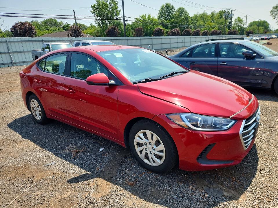 64657926 :رقم المزاد ، 5NPD74LF2HH066388 vin ، 2017 Hyundai Elantra مزاد بيع