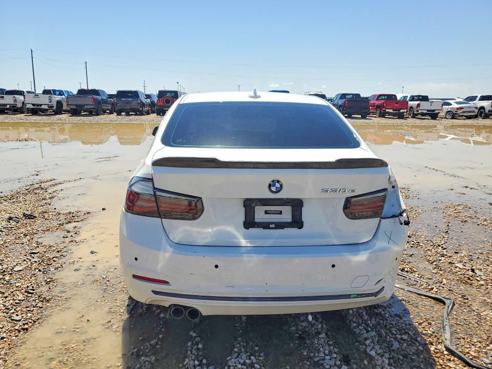 66443346 :رقم المزاد ، WBA8E1C54JA762564 vin ، 2018 Bmw 330e مزاد بيع