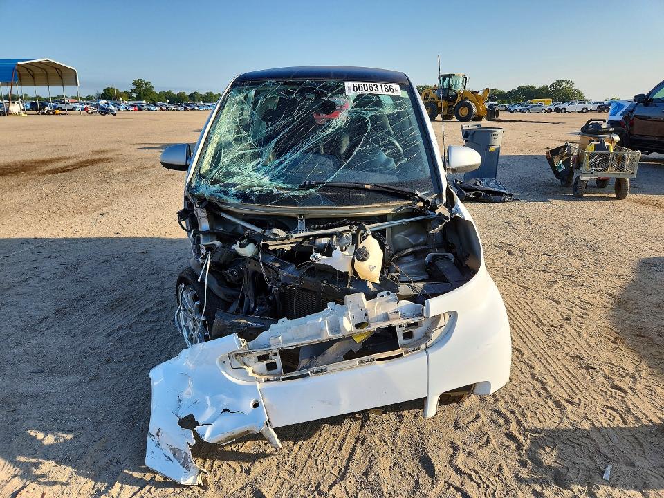 Продаж на аукціоні авто 2012 Smart Fortwo, vin: WMEEJ3BA7CK527912, номер лоту: 66063186