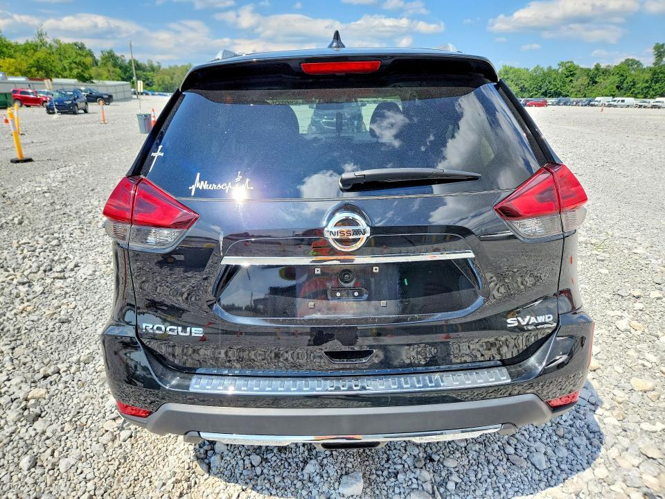 Продаж на аукціоні авто 2017 Nissan Rogue, vin: 5N1AT2MV8HC896440, номер лоту: 63992276