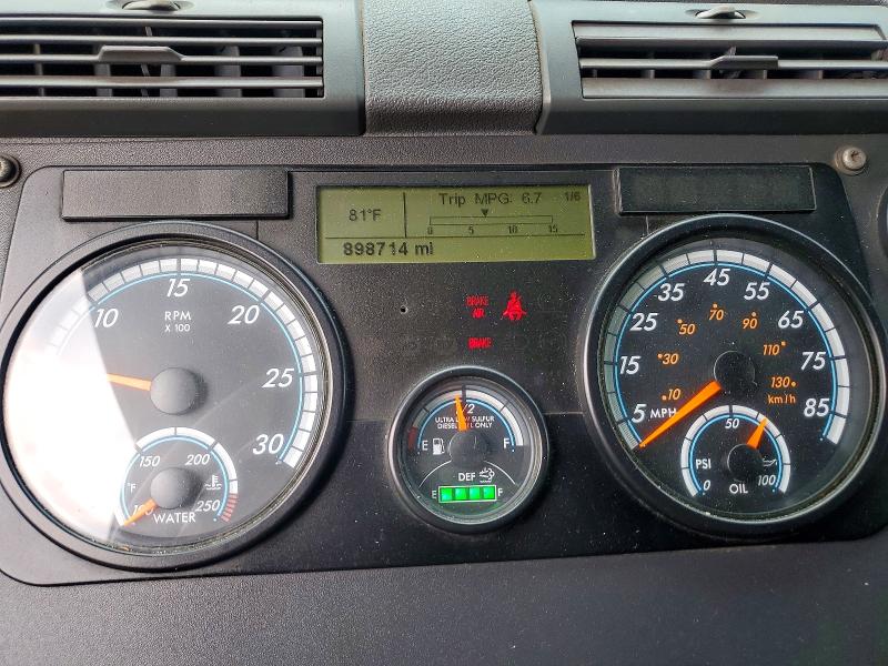2014 Freightliner Cascadia 125 მანქანა იყიდება აუქციონზე, vin: 1FUJGLDV4ELFW4338, აუქციონის ნომერი: 64106016