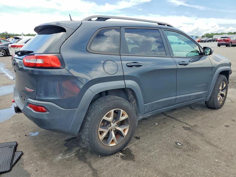 63401446 :رقم المزاد ، 1C4PJMBS7GW194390 vin ، 2016 Jeep Cherokee مزاد بيع