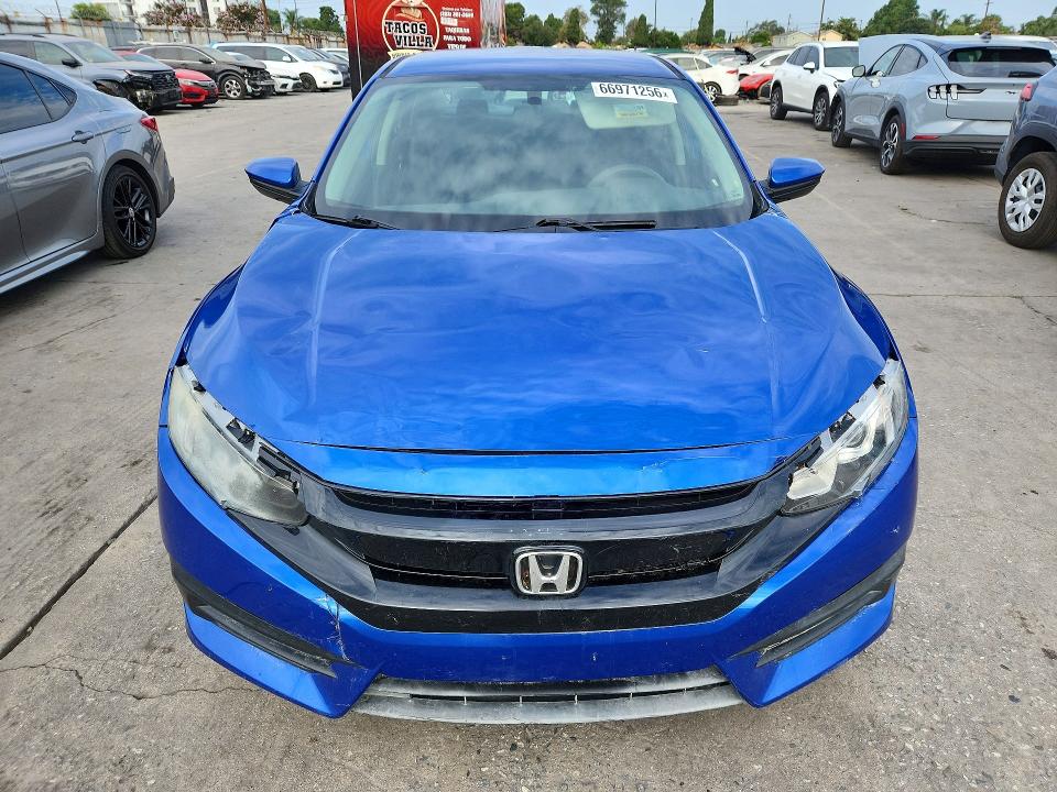 2018 Honda Civic მანქანა იყიდება აუქციონზე, vin: 2HGFC2F50JH558851, აუქციონის ნომერი: 66971256