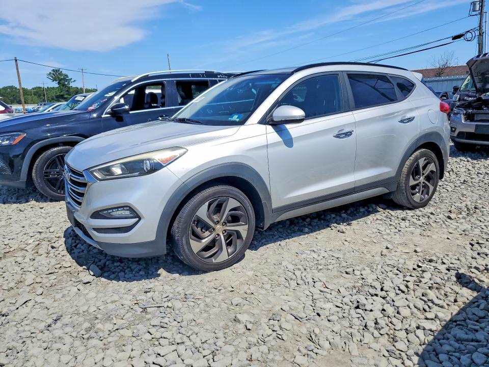 2017 Hyundai Tucson მანქანა იყიდება აუქციონზე, vin: KM8J3CA25HU294329, აუქციონის ნომერი: 63793286