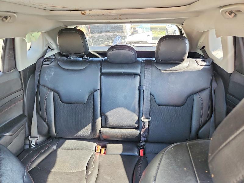 63853146 :رقم المزاد ، 3C4NJDDB1NT226189 vin ، 2022 Jeep Compass مزاد بيع