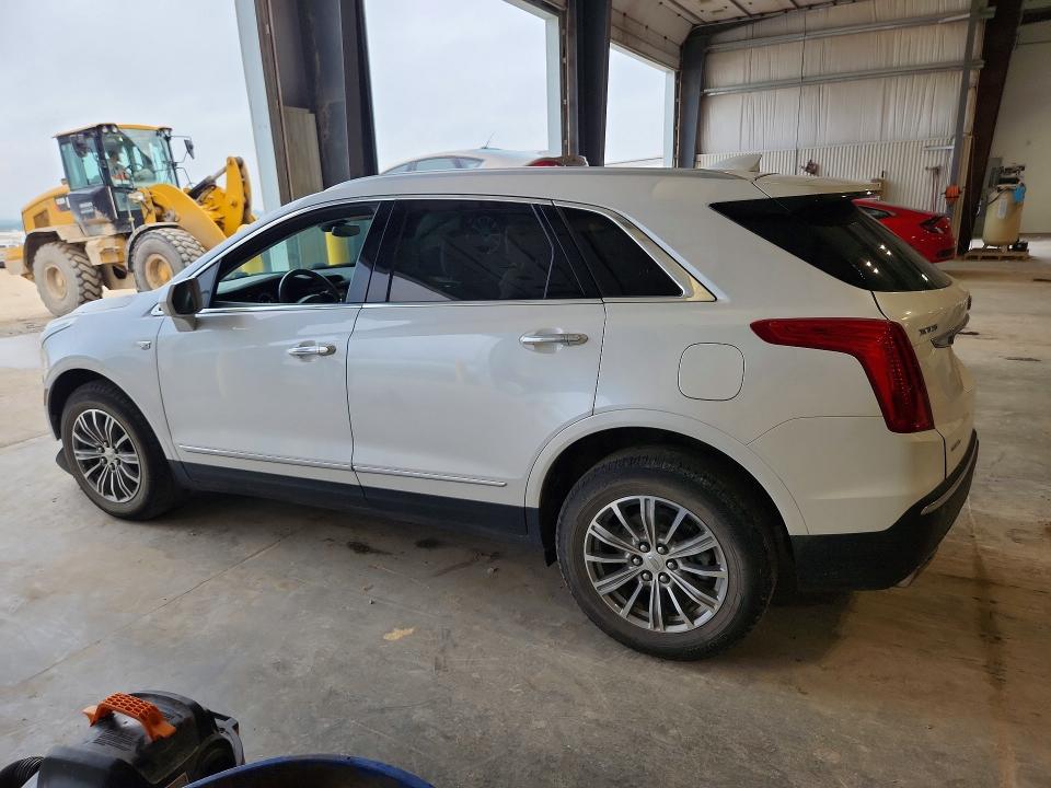 61053536 :رقم المزاد ، 1GYKNDRS1HZ146835 vin ، 2017 Cadillac Xt5 مزاد بيع