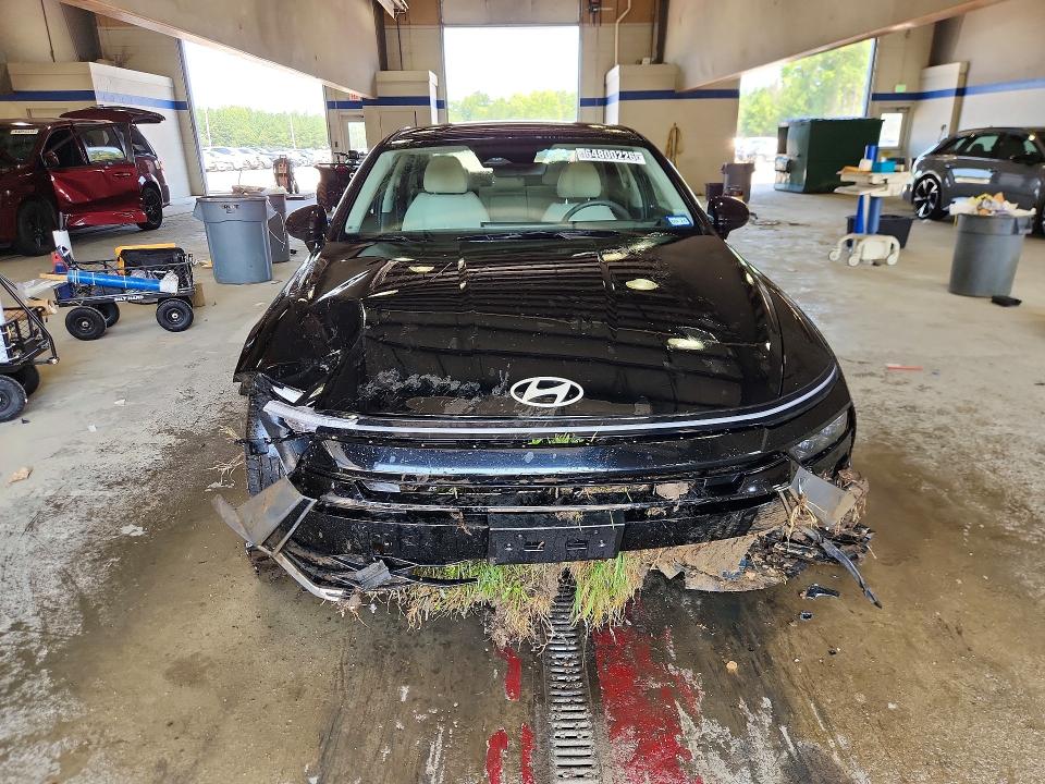 2025 Hyundai Sonata მანქანა იყიდება აუქციონზე, vin: KMHL64JAXSA437734, აუქციონის ნომერი: 64800226