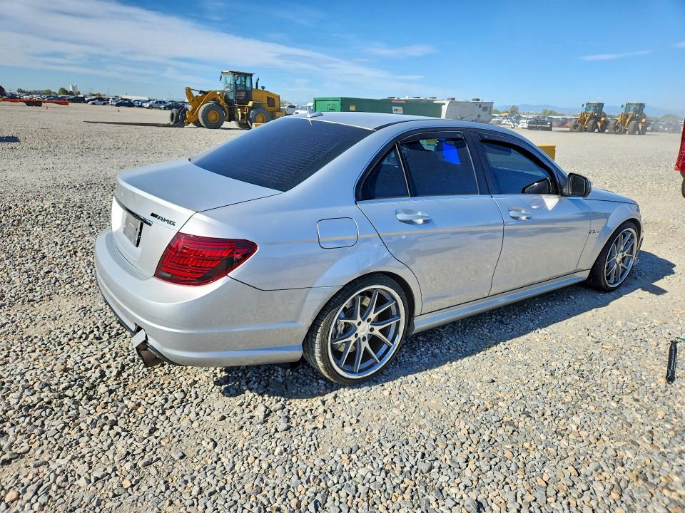 65565266 :رقم المزاد ، WDDGF77X39F235887 vin ، 2009 Mercedes-benz C مزاد بيع