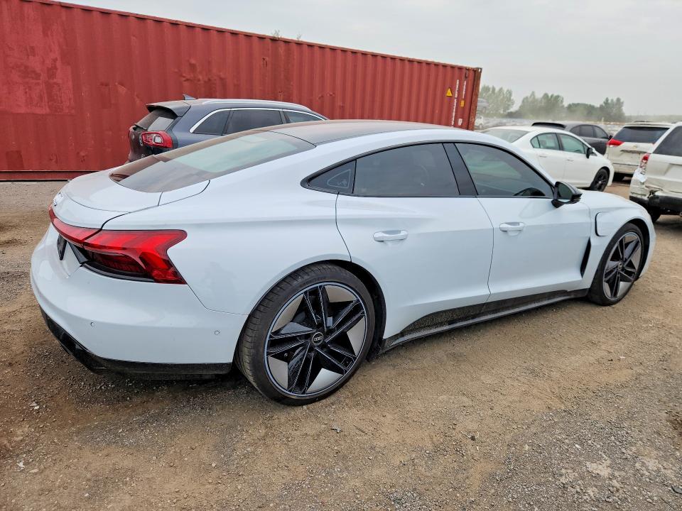 61943126 :رقم المزاد ، WAUFJBFW2P7003432 vin ، 2023 Audi E-tron Gt مزاد بيع
