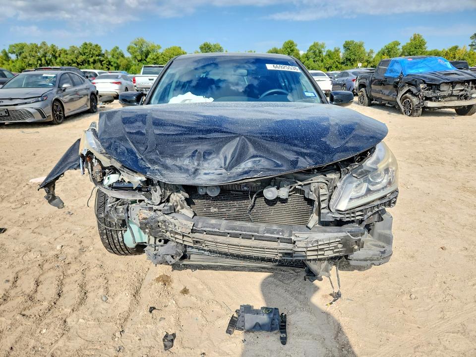 2016 Honda Accord მანქანა იყიდება აუქციონზე, vin: 1HGCR2F73GA068379, აუქციონის ნომერი: 66925536