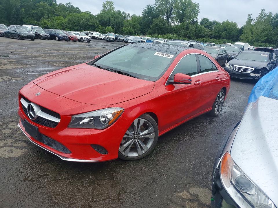 64992256 :رقم المزاد ، WDDSJ4GB3JN654599 vin ، 2018 Mercedes-benz Cla مزاد بيع
