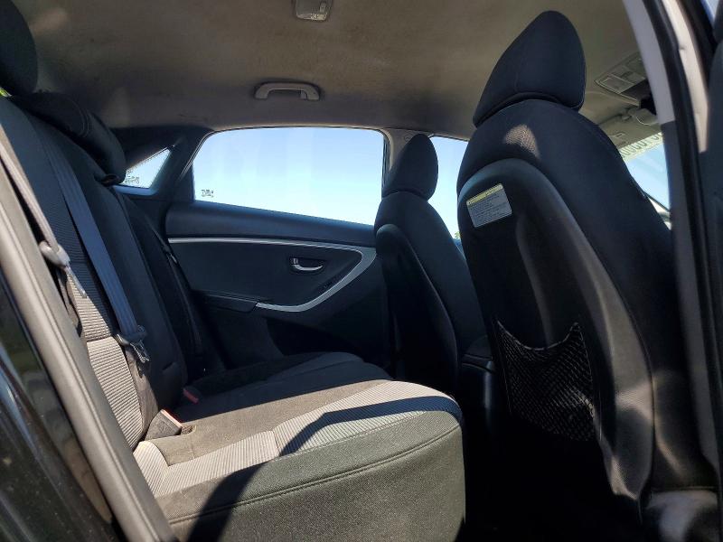 2014 Hyundai Elantra Gt მანქანა იყიდება აუქციონზე, vin: KMHD25LH1EU160877, აუქციონის ნომერი: 63185666