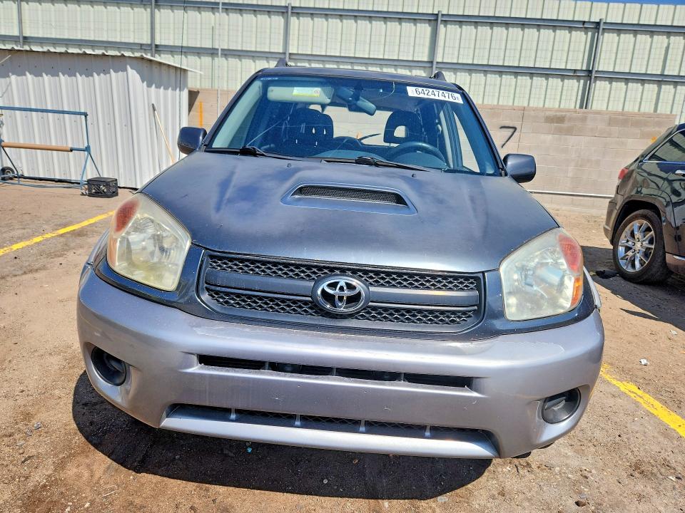 64247476 :رقم المزاد ، JTEGD20VX40012023 vin ، 2004 Toyota Rav4 مزاد بيع